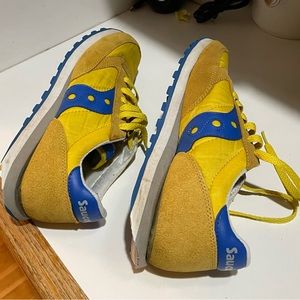 Saucony Jazz Yellow and Blue Women’s size 10 (men’s size 8)